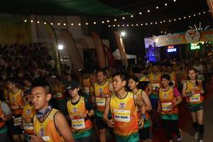 BIB: 16848, 635
                            <button type="button" onclick="openModal(9884654)" class="btn btn-primary btn-sm float-right btn-popup" data-toggle="modal" data-target=".modal-high-quality">
                        <i class="fas fa-shopping-cart"></i> Add to Cart
                    </button>
                                            <button type="button" onclick="isThisMe(9884654, true)" class="btn btn-success btn-sm float-right btn-popup btn-isme hidden" data-toggle="tooltip" data-placement="bottom" title="นี่คือรูปของคุณใช่ไหม คลิกที่นี่เพื่อเอาเข้าอัลบั้ม">
                        <i class="fas fa-plus"></i> Add to album
                    </button>
                    <button type="button" onclick="isThisMe(9884654, false)" class="btn btn-warning btn-sm float-right btn-popup btn-isnotme hidden">
                        <i class="fas fa-ban"></i> Remove from album
                    </button>